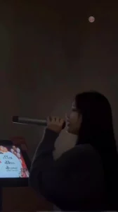 开心娱乐视频高清在线观看KTV刺激操女神，大四校花在厕所被我操吞精！