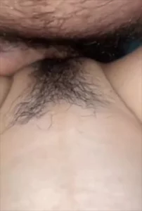 B是不是越大越好单男来家里3p温柔体贴娇妻从戴套到无套！从淫水喷溅到内射！