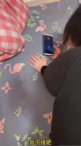 www.zlata.de一边被操一边接老公的电话哈哈