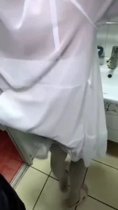 免费一区日本在线观看“能不能操死我，求你内射我”仔细听对白，真的太骚了
